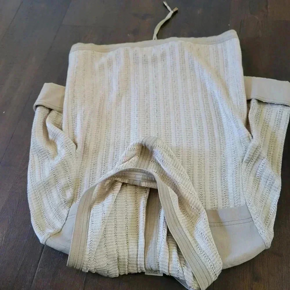 St John Sport Wool Blend Knit Detachable Hoodie Zip Front Jacket Beige Size S P - Picture 8 of 8